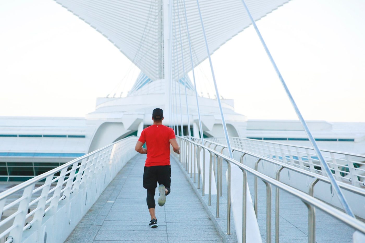 Jordan Murray LIVFIT personal trainer running Milwaukee Art Museum